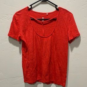 Scoop Neck Tee